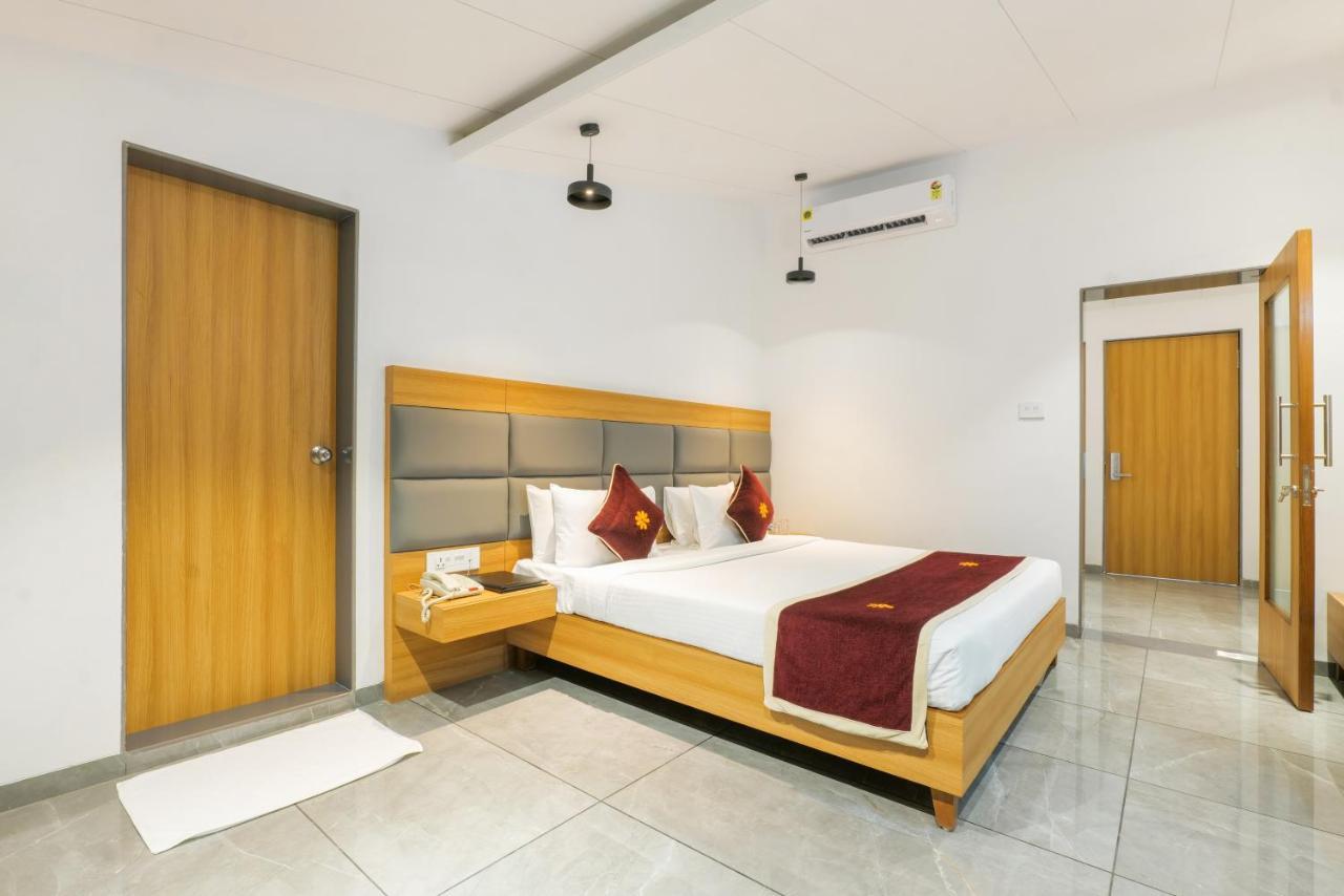 דמאן Gold Beach Villa מראה חיצוני תמונה